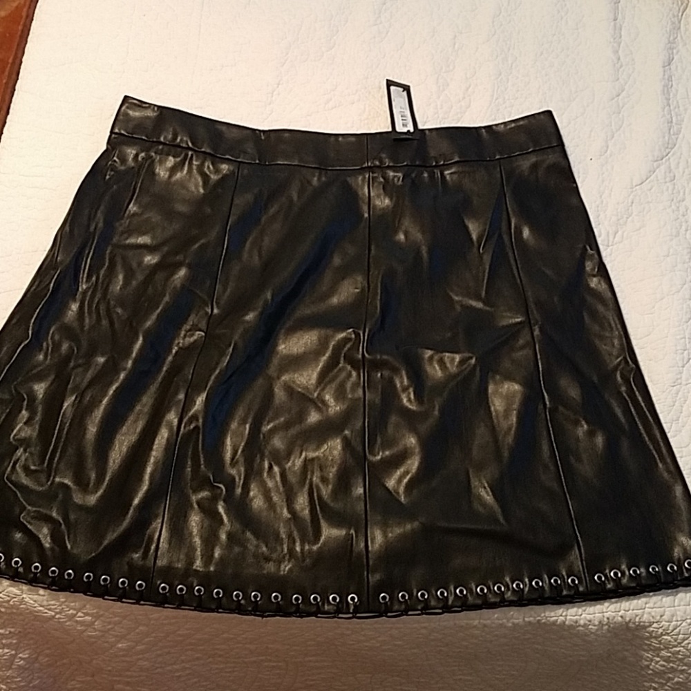 Worthington faux leather skirt